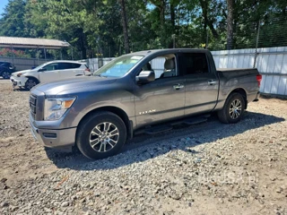 NISSAN TITAN SV