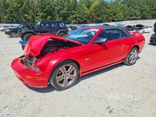 FORD MUSTANG GT