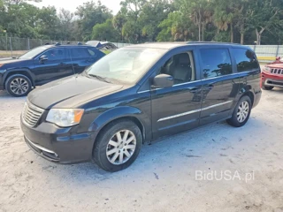 CHRYSLER TOWN & COUNTRY TOURING