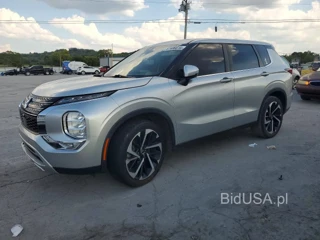 MITSUBISHI OUTLANDER SE