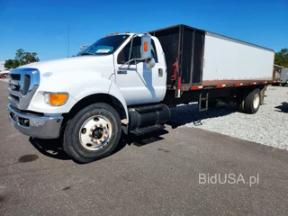 FORD F750 SUPER DUTY