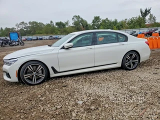 BMW 750 XI