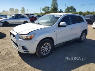 MITSUBISHI RVR SE
