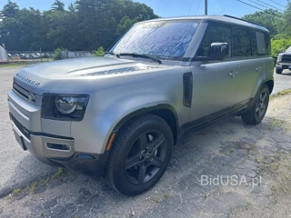 LAND ROVER DEFENDER 110 X-DYNAMIC SE