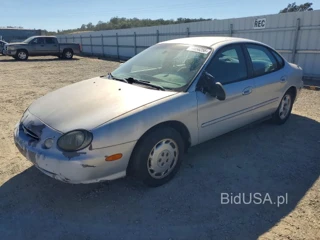 FORD TAURUS SE