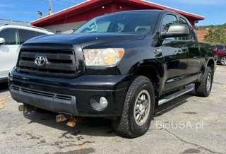 TOYOTA TUNDRA DOUBLE CAB SR5