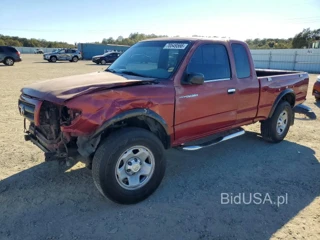 TOYOTA TACOMA XTRACAB PRERUNNER