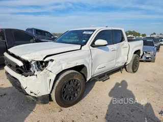 TOYOTA TACOMA SR5