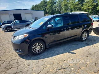 TOYOTA SIENNA XLE PREMIUM 8-PASSENGER