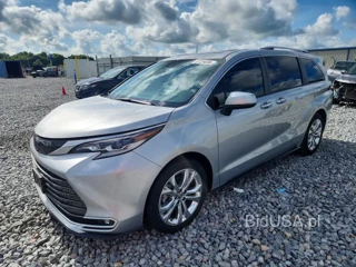 TOYOTA SIENNA PLATINUM 7-PASSENGER