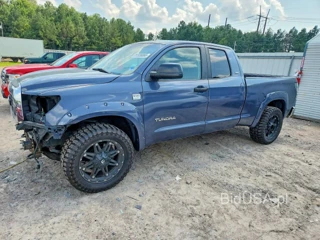 TOYOTA TUNDRA SR5