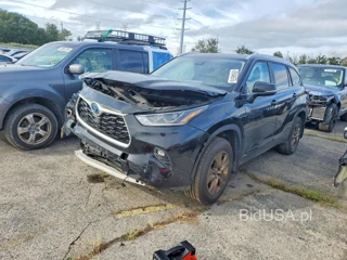 TOYOTA HIGHLANDER HYBRID BRONZE EDITION