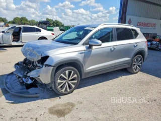 VOLKSWAGEN TAOS SE