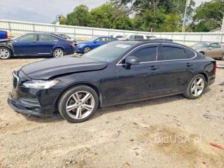 VOLVO S90 T5 MOMENTUM