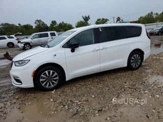 CHRYSLER PACIFICA HYBRID SELECT