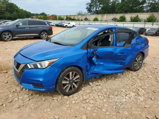 NISSAN VERSA SV