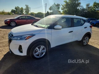 NISSAN KICKS S