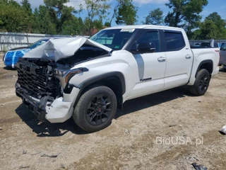 TOYOTA TUNDRA LIMITED