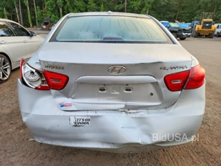 HYUNDAI ELANTRA GLS
