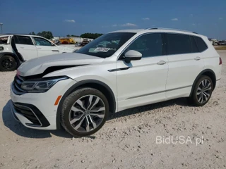 VOLKSWAGEN TIGUAN SEL R-LINE