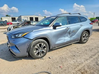 TOYOTA HIGHLANDER XLE