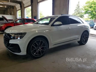 AUDI Q8 PRESTIGE S-LINE