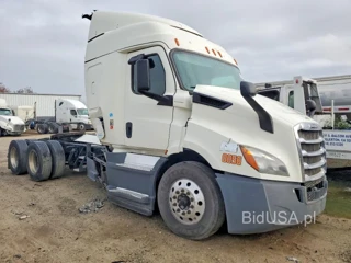 FREIGHTLINER CASCADIA 116
