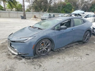 TOYOTA PRIUS XLE