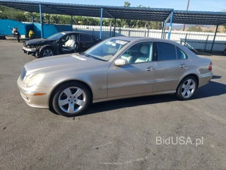 MERCEDES-BENZ E 320