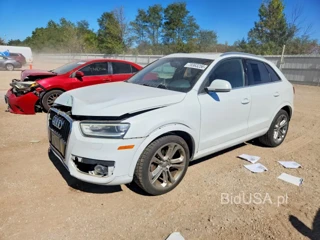 AUDI Q3 PREMIUM PLUS