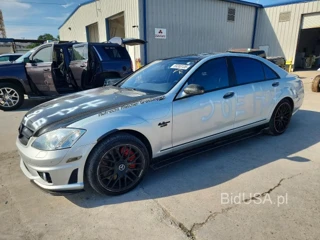 MERCEDES-BENZ S 63 AMG