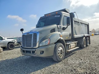 FREIGHTLINER CASCADIA 125 SLEEPER CAB"