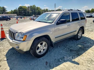 JEEP GRAND CHEROKEE LAREDO
