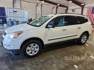 CHEVROLET TRAVERSE LS