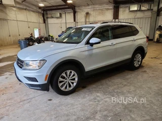 VOLKSWAGEN TIGUAN SE