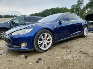 TESLA MODEL S P85D