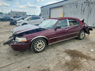 LINCOLN TOWN CAR SIGNATURE LIMITED