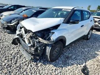 NISSAN KICKS S