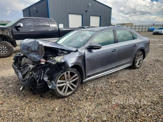 VOLKSWAGEN PASSAT S