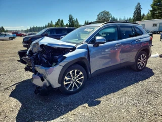 TOYOTA COROLLA CROSS XLE