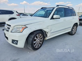 MERCEDES-BENZ GLK