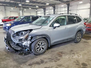 SUBARU FORESTER PREMIUM