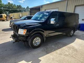 NISSAN NV 3500 HD SL