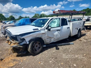 RAM 2500 TRADESMAN