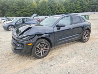 PORSCHE MACAN BASE