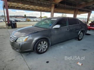 TOYOTA AVALON TOURING
