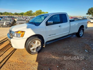 NISSAN TITAN XE