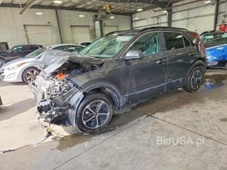 KIA NIRO LX