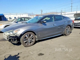 NISSAN MAXIMA PLATINUM