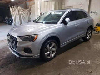AUDI Q3 PREMIUM